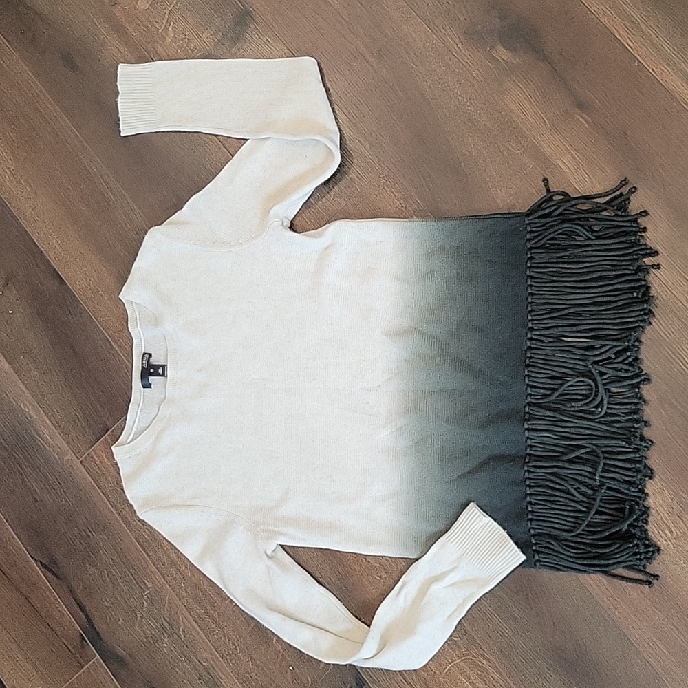 AQUA. Ombre tassle long sleeve soft Cashmere Sweater xs